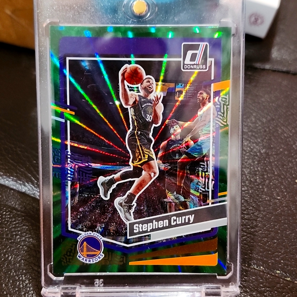 2023-24 Panini Donruss - Holo Green Laser #65 Stephen Curry
